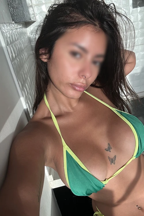 Janine — 7 / 10
