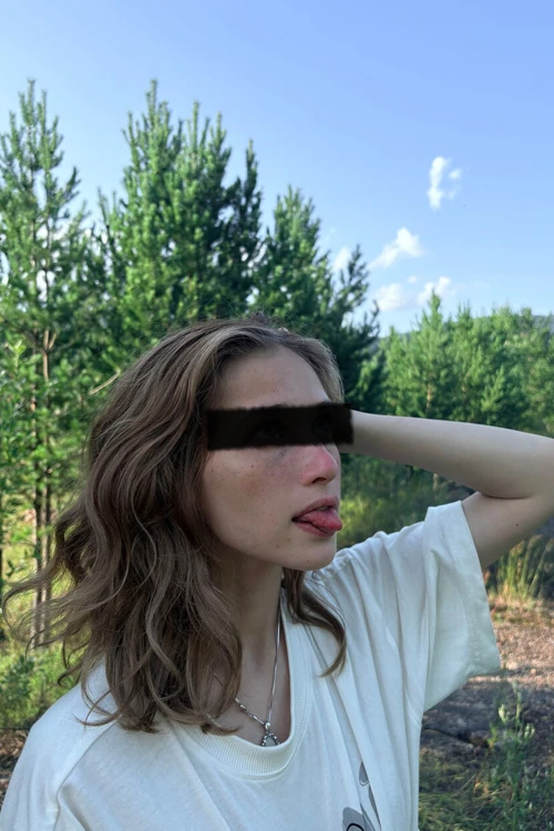 Alison — 7 / 11