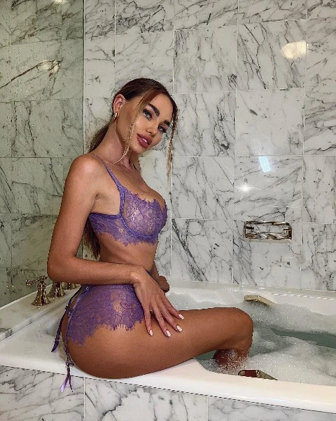 MANDY — 4 / 7