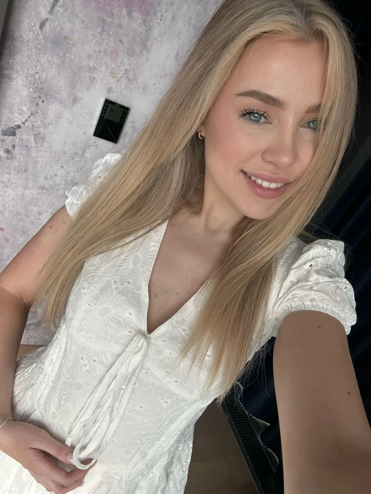Olivia — 10 / 11