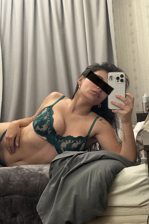 Katrin — 10 / 11