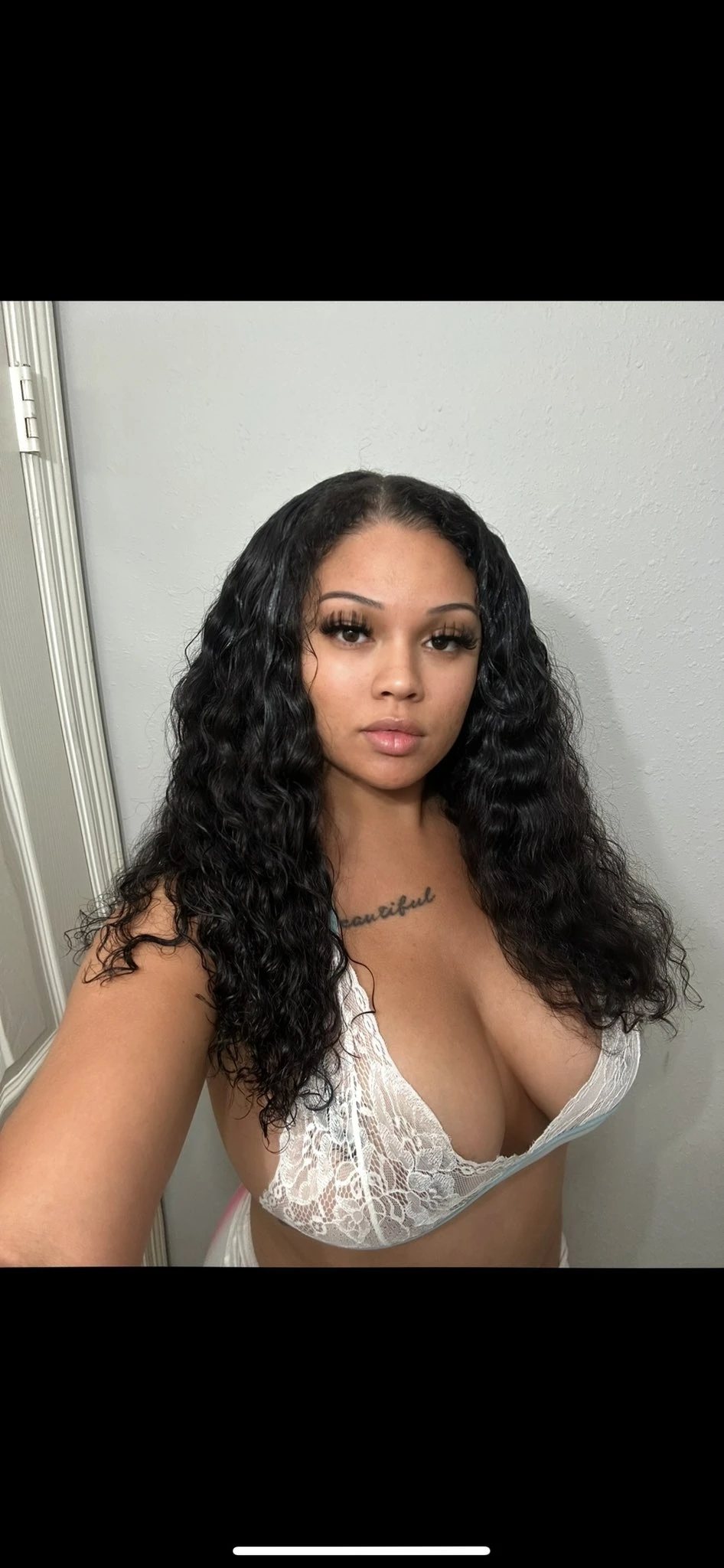 Clara — 5 / 10