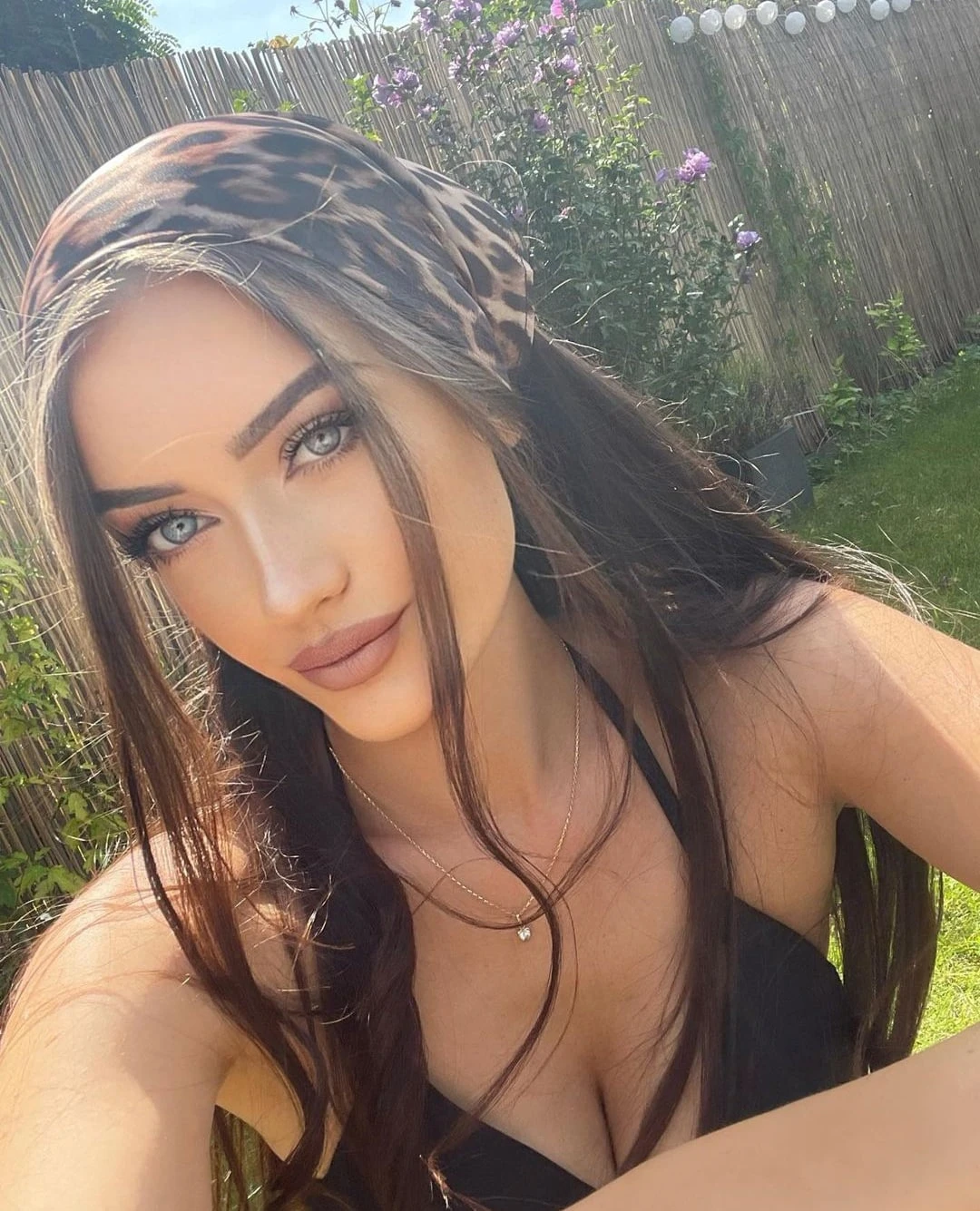 MELORA — 5 / 7