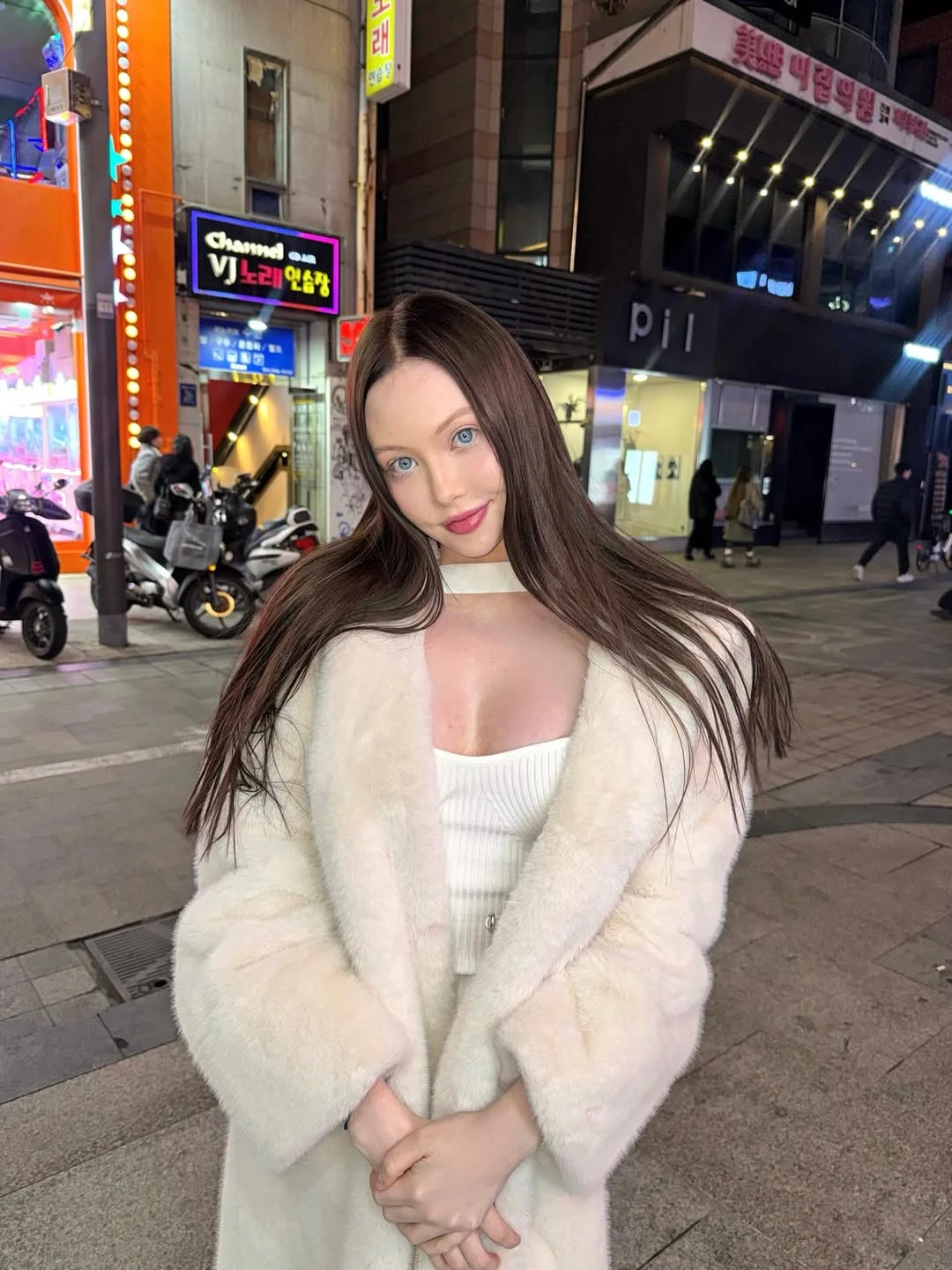 IDAHO, Escort, Paris