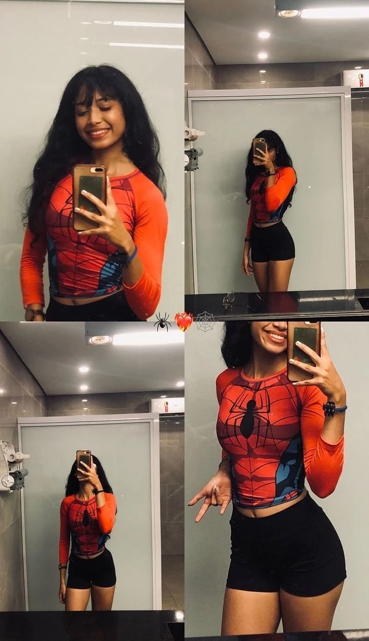 Elena — 8 / 9