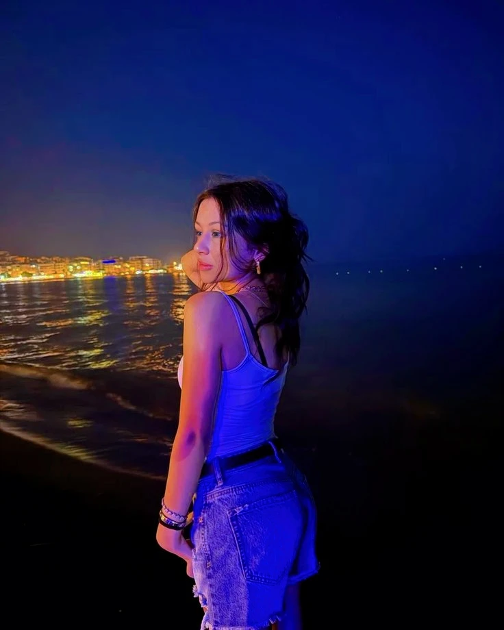 Alina — 5 / 8