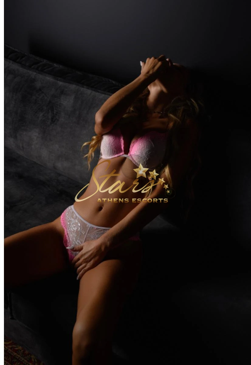 ALEXIA AS — 6 / 8