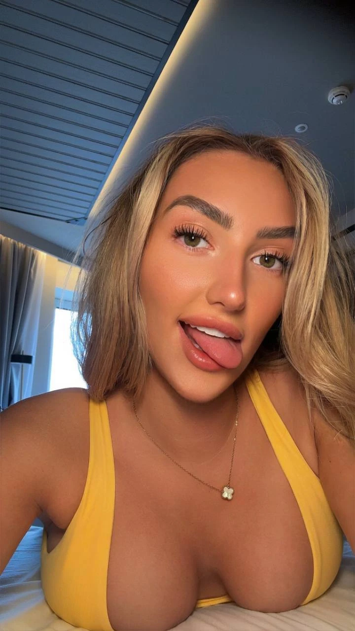 Chloé ❤️, Escort, Reykjavík