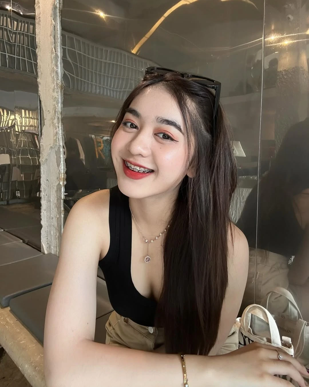 Kmhrss — 6 / 9