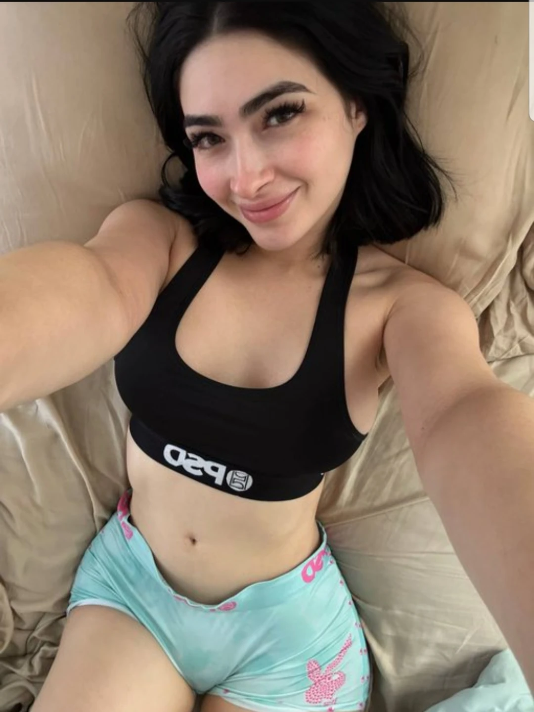 ELLENA — 2 / 5