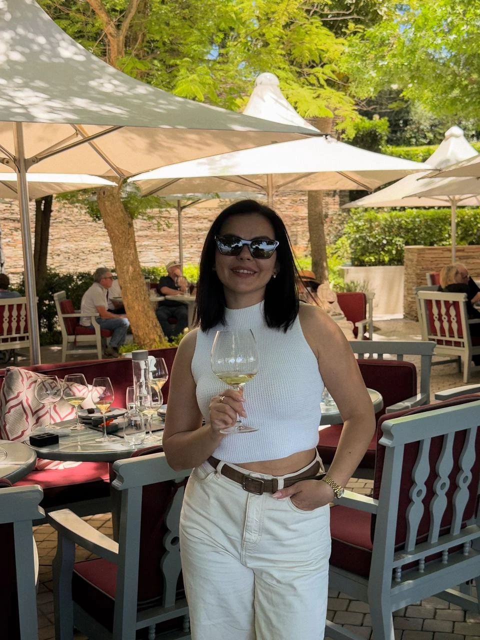 Kylie — 6 / 9