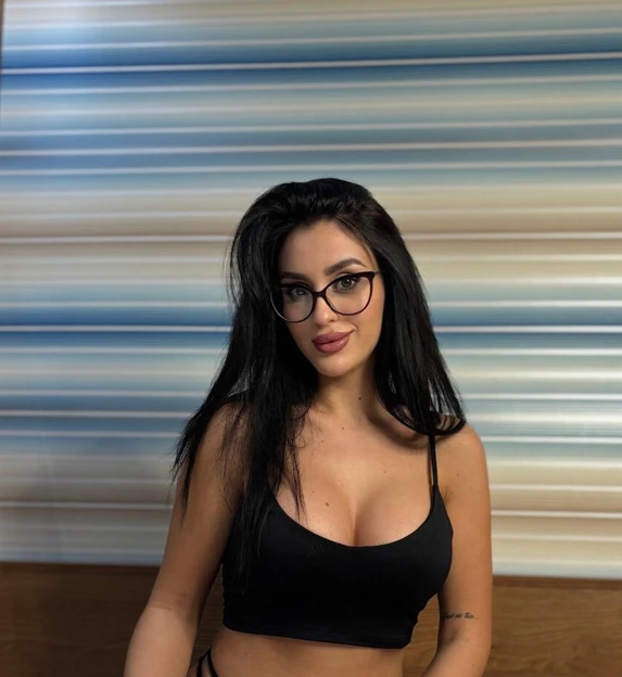 Aleyana — 3 / 6