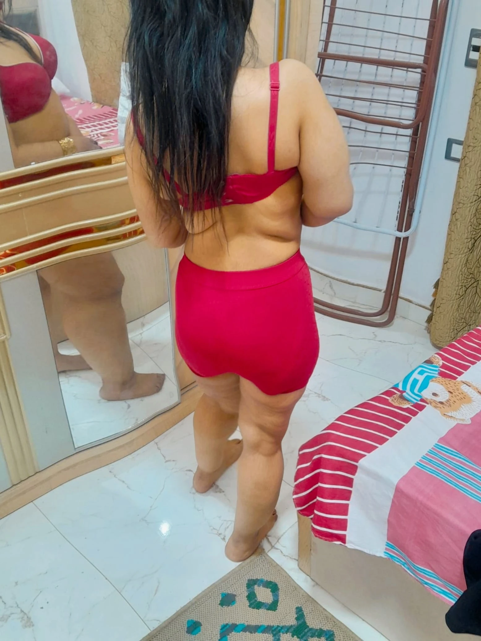 sara — 3 / 8