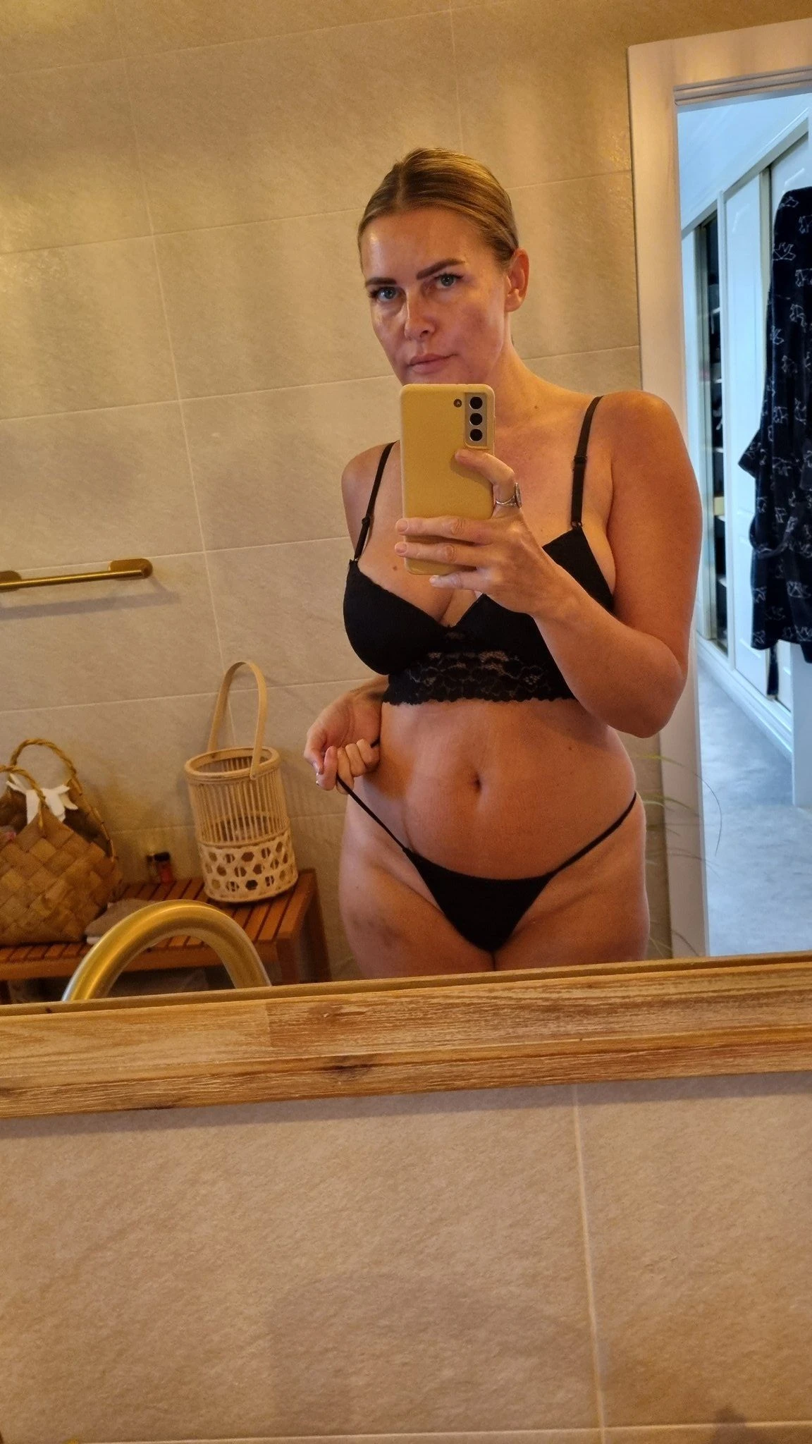 Cecilia cice — 1 / 6