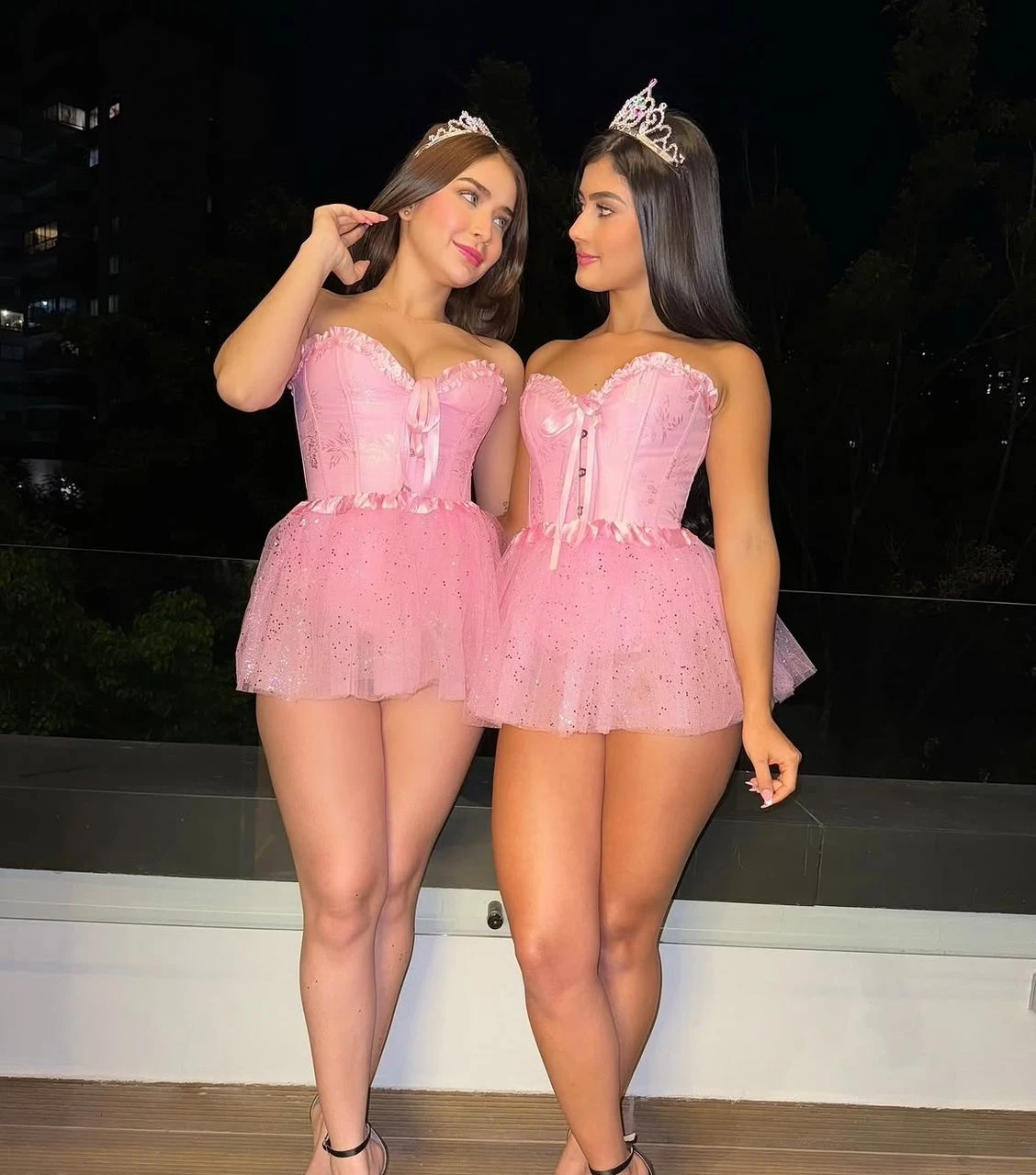Sofia and Anna — 3 / 5