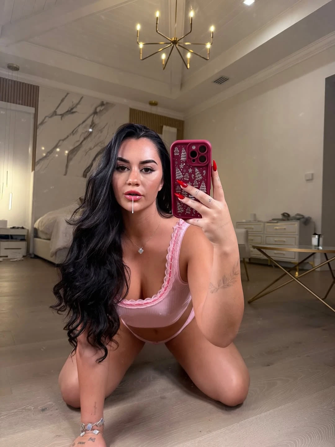 Jade — 7 / 8