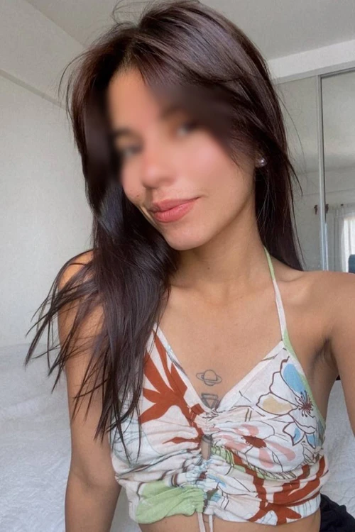 Elena — 3 / 11