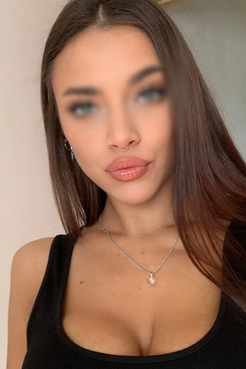 Layla — 6 / 11