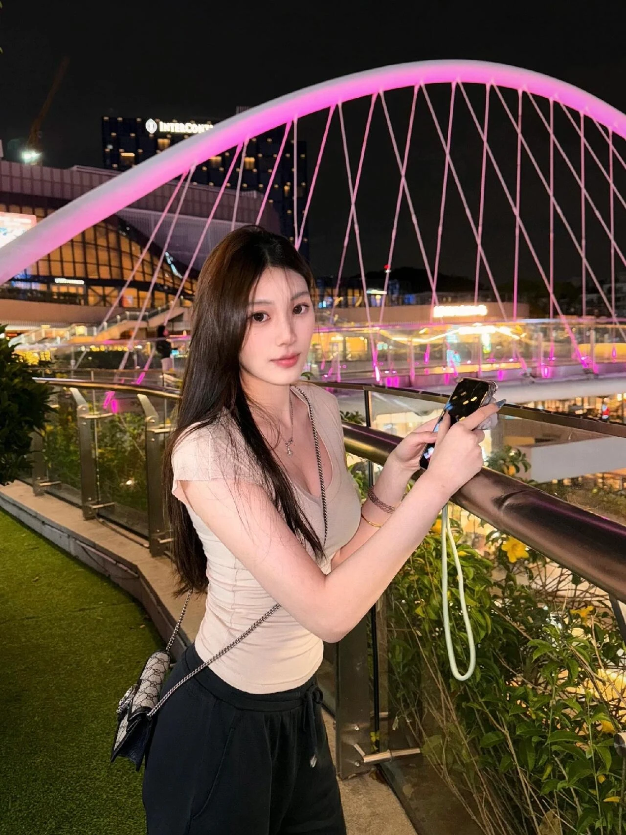 Sofia — 4 / 5