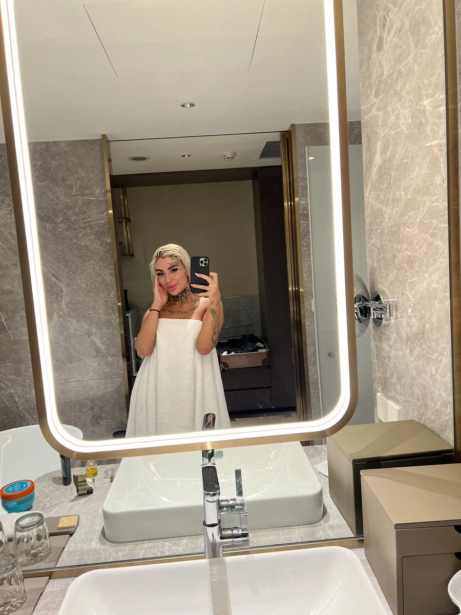 eve, Escort, Salmiya
