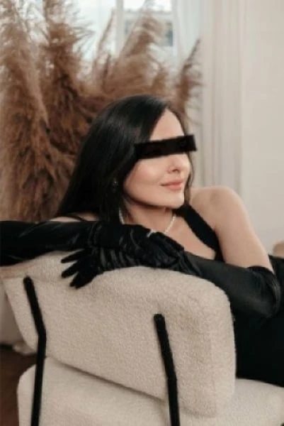 Lana — 7 / 8