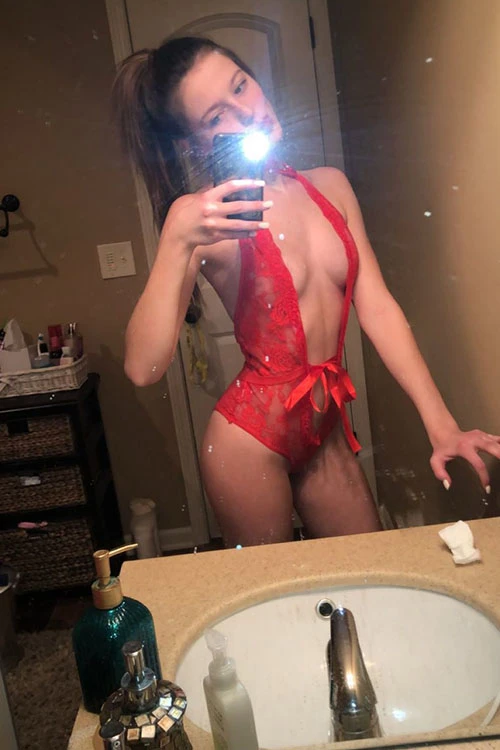 Isabella — 5 / 7