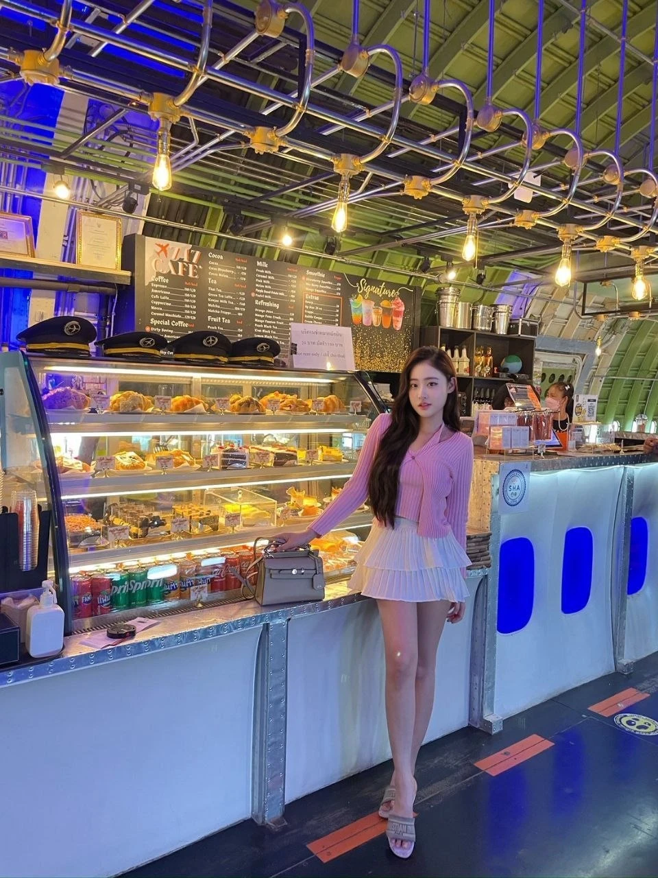 Jin Na — 3 / 4