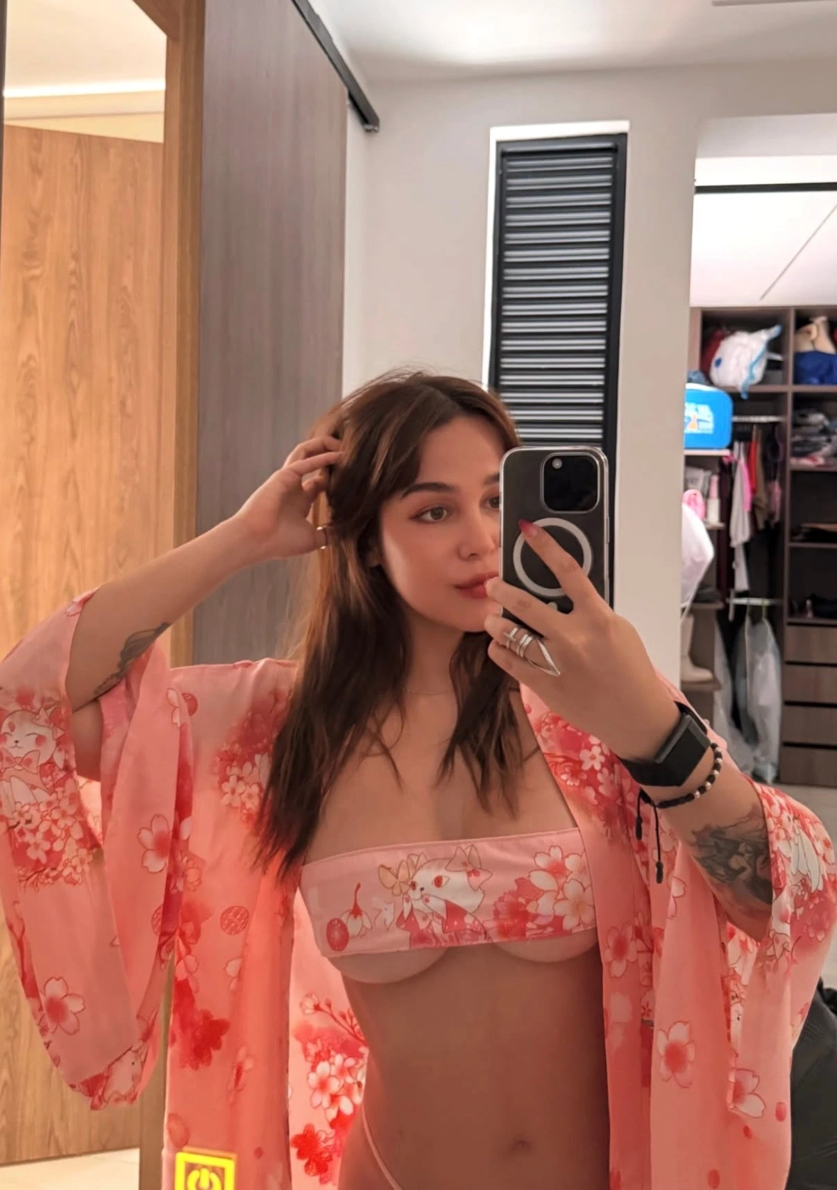 Helinah VIP — 3 / 4