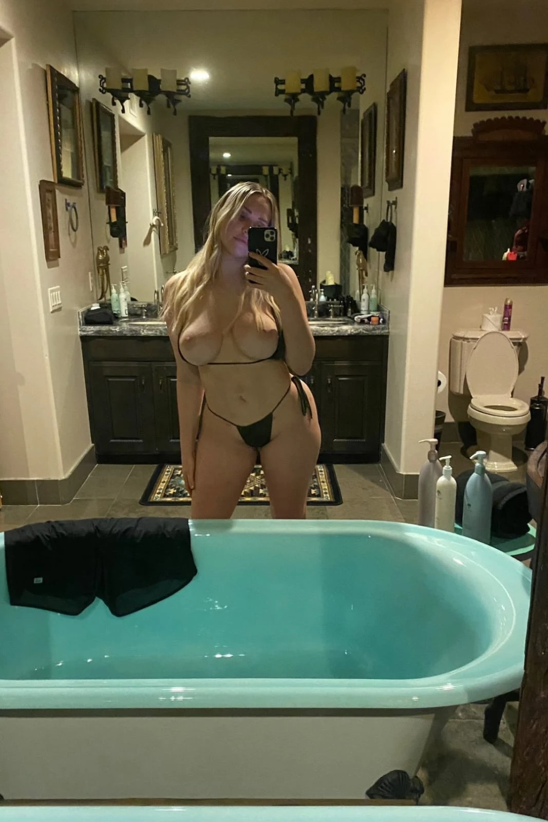 Linda — 3 / 7