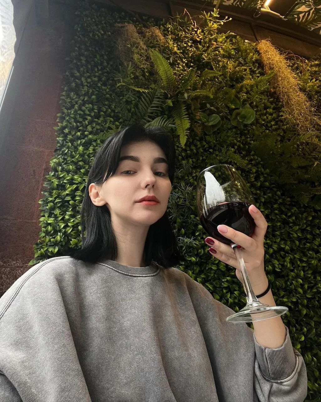 Ekaterina — 3 / 4