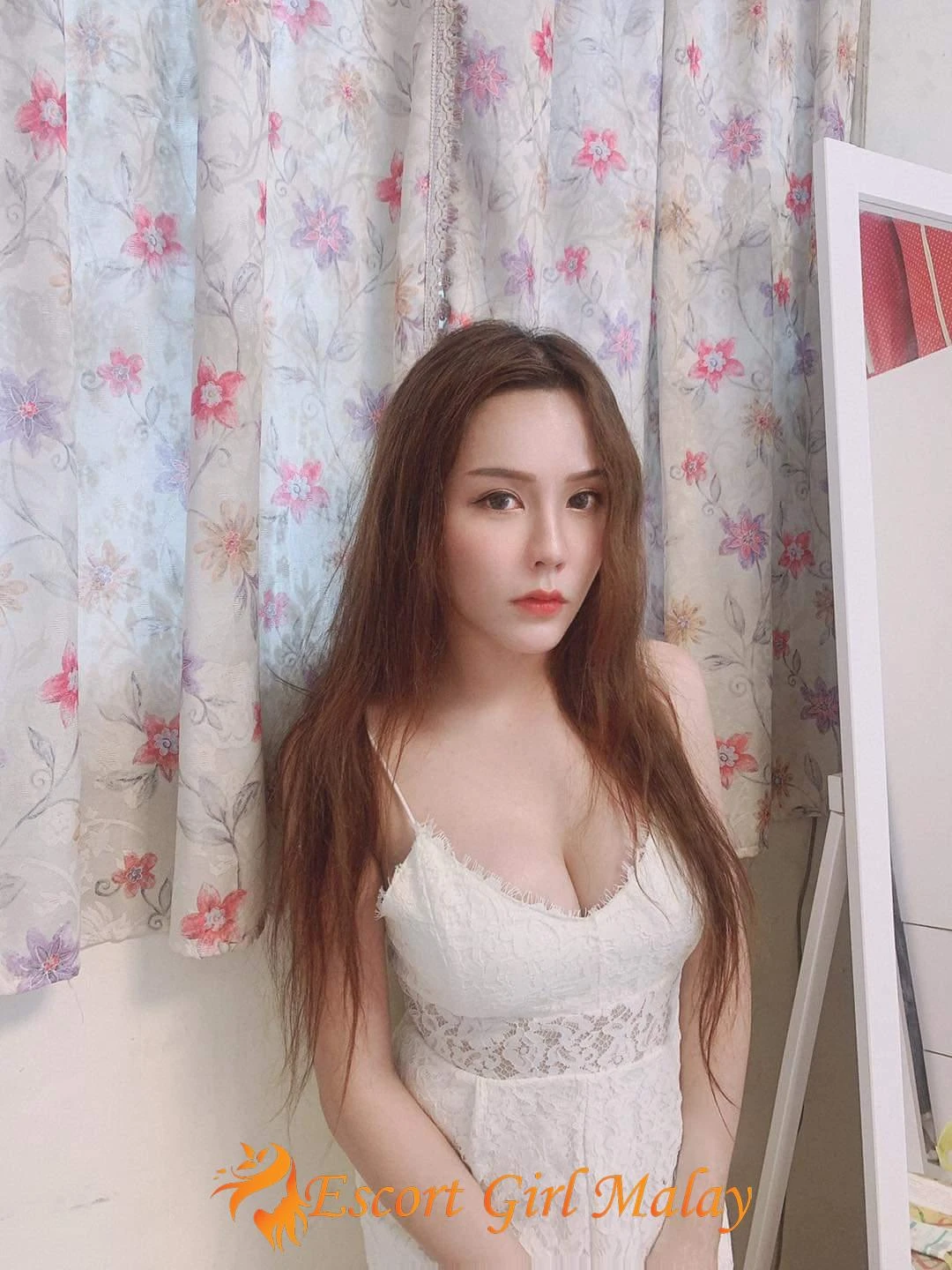 Yingying — 1 / 2