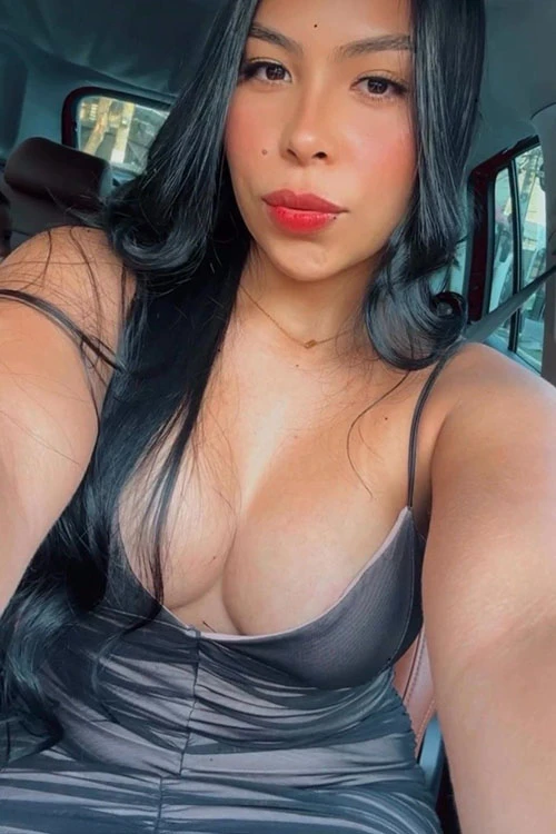 Ivana — 1 / 7