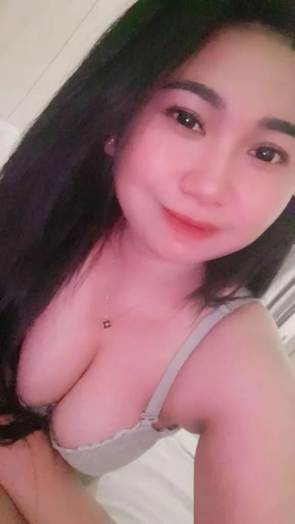 ERLIN T, Escort, Jakarta