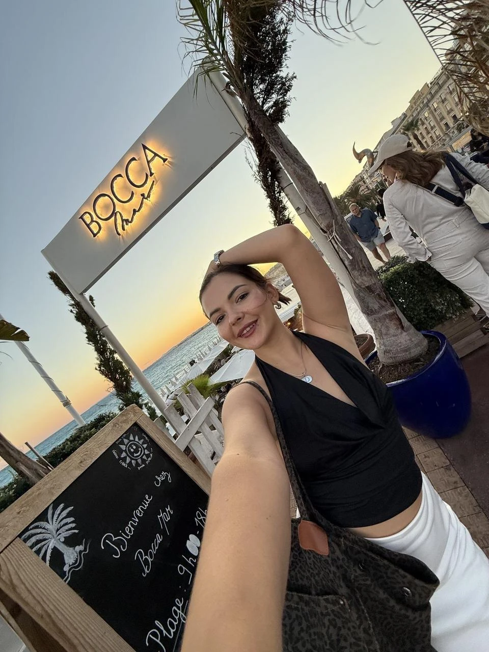 Kylie — 8 / 9