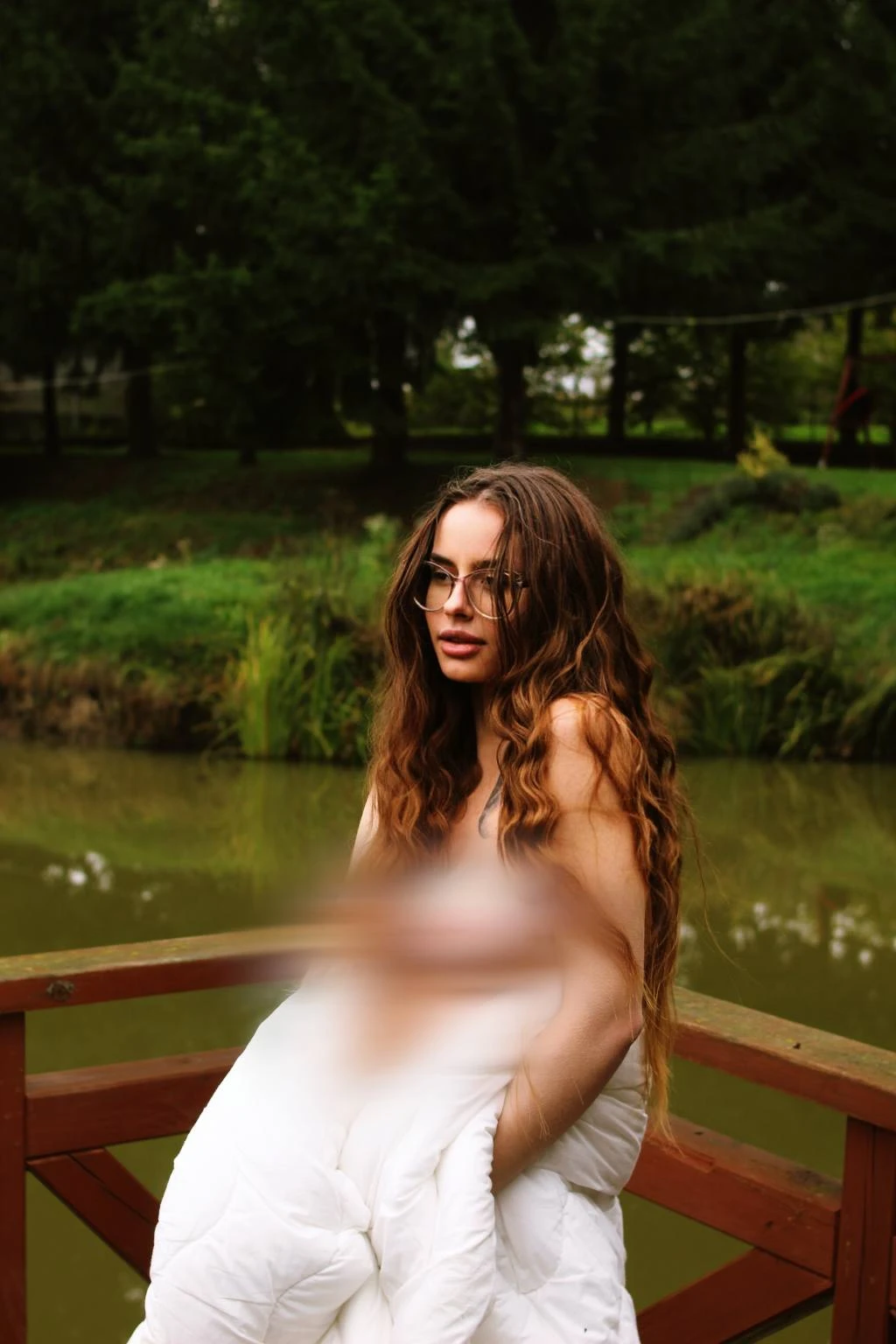 Vika — 2 / 4