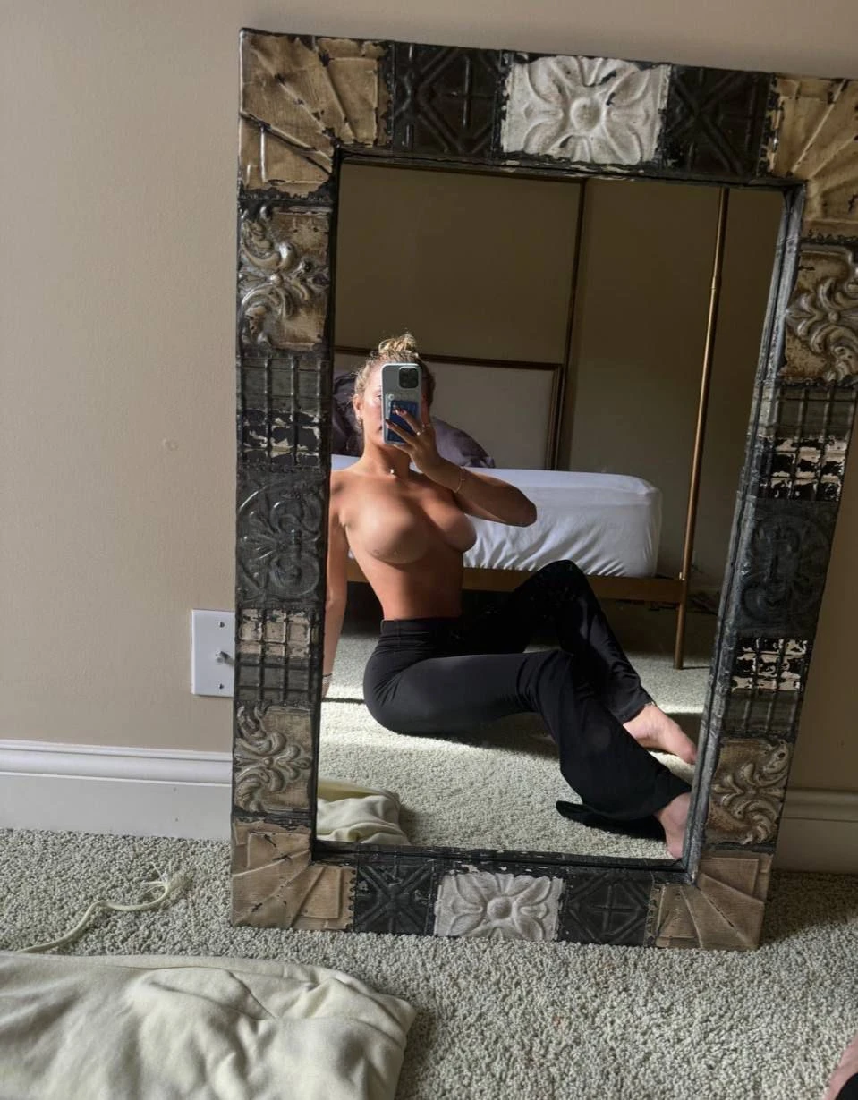 Stephanie — 4 / 7