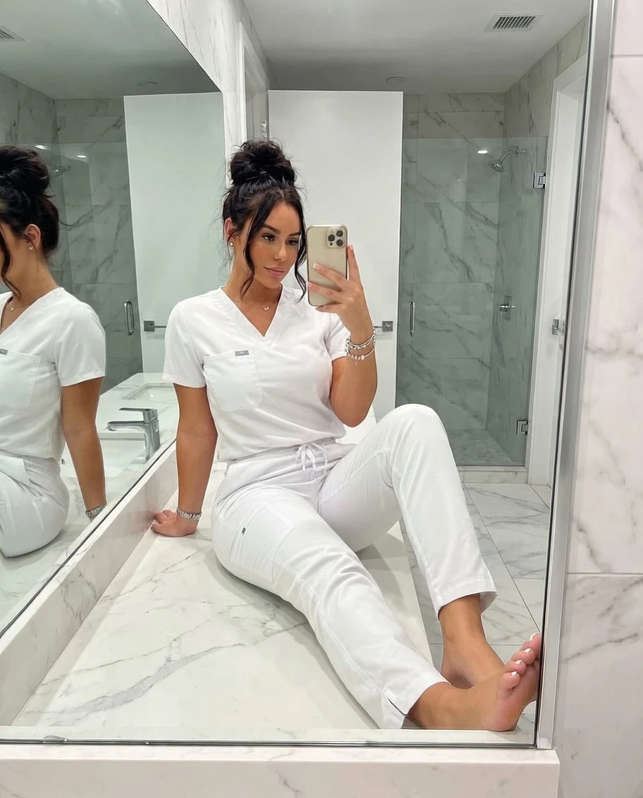 Jade — 4 / 8