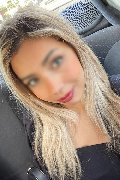 Belinda — 9 / 10