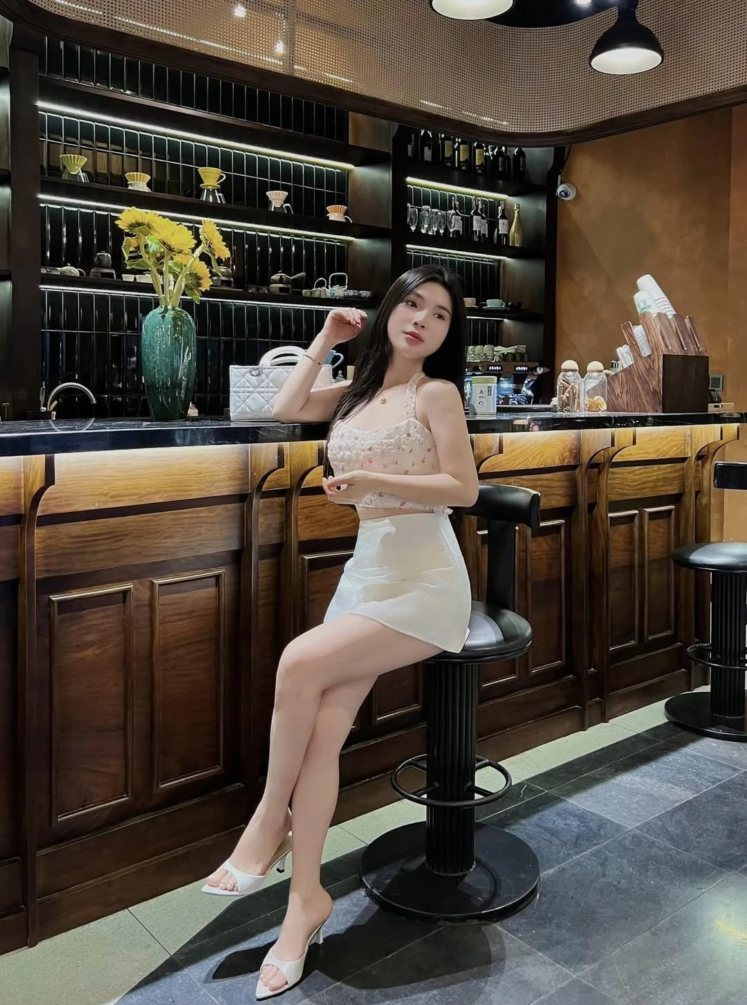 nafira aurelia — 8 / 11