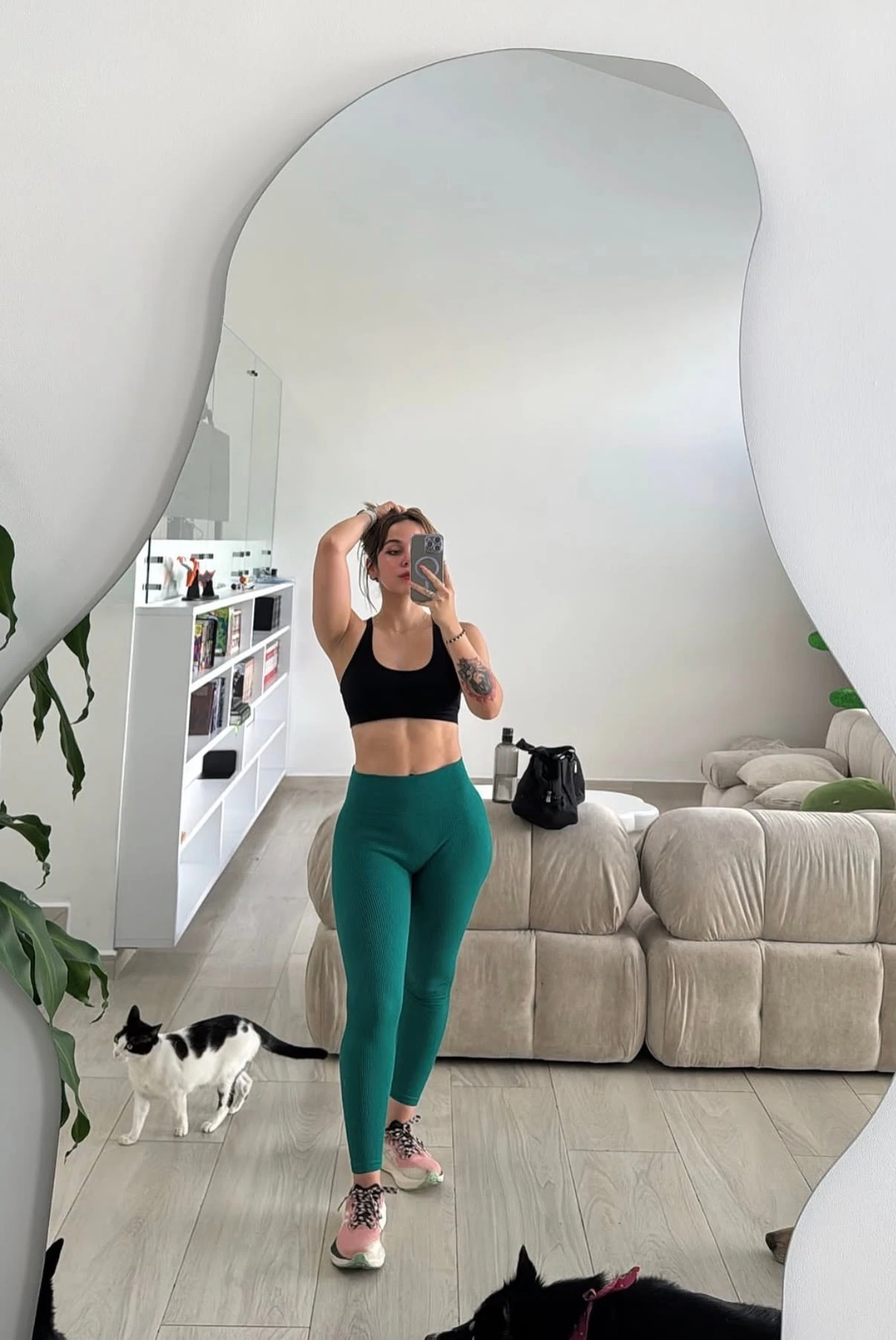 Helinah VIP — 3 / 5