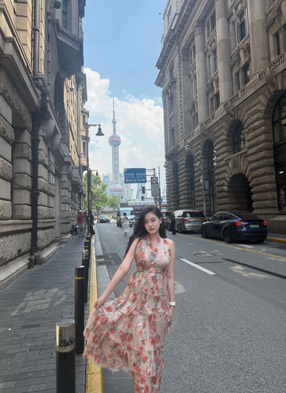 Jin Na — 2 / 4