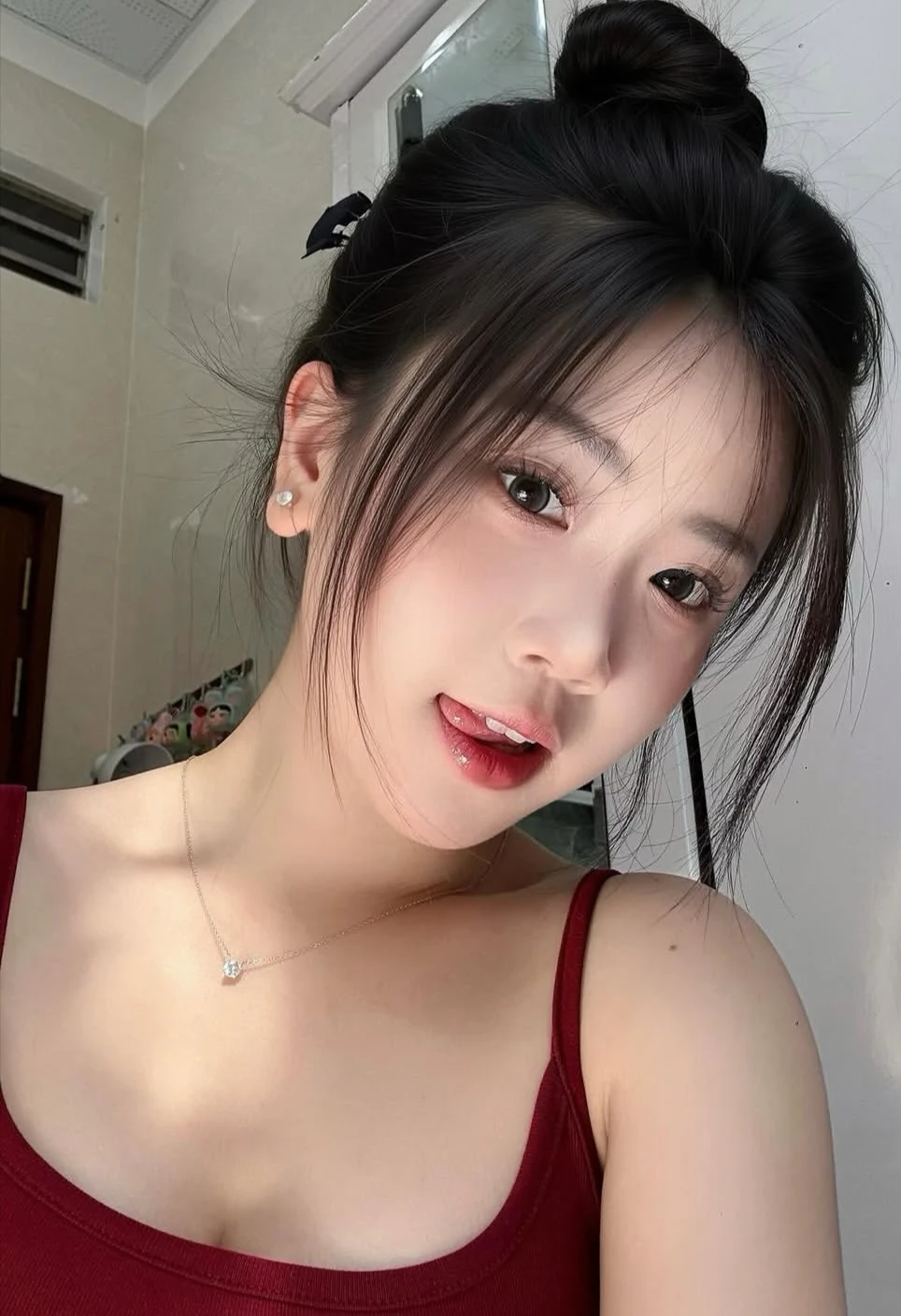 Jenny — 4 / 10
